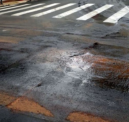 Leia mais sobre o artigo Serviço emergencial no bairro Águas do Paiol (26/10)