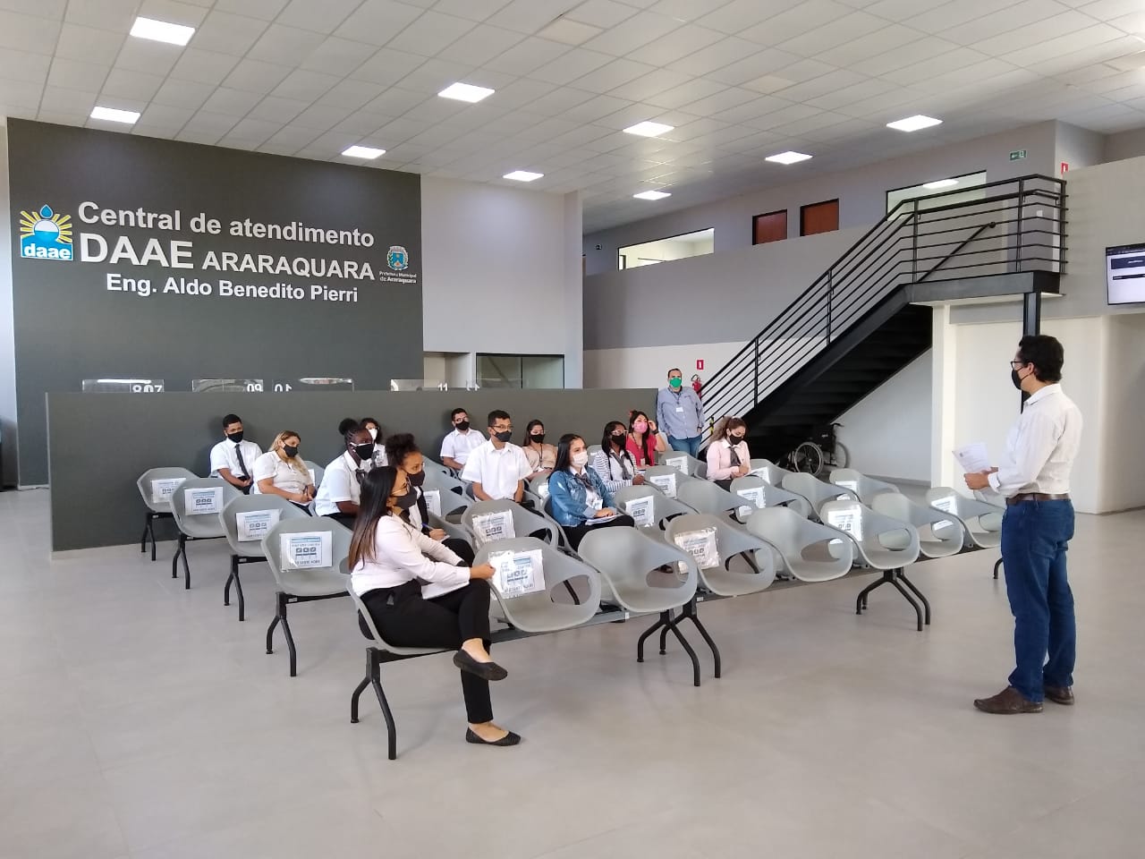 Leia mais sobre o artigo Atendentes recebem esclarecimentos sobre a taxa de resíduos sólidos