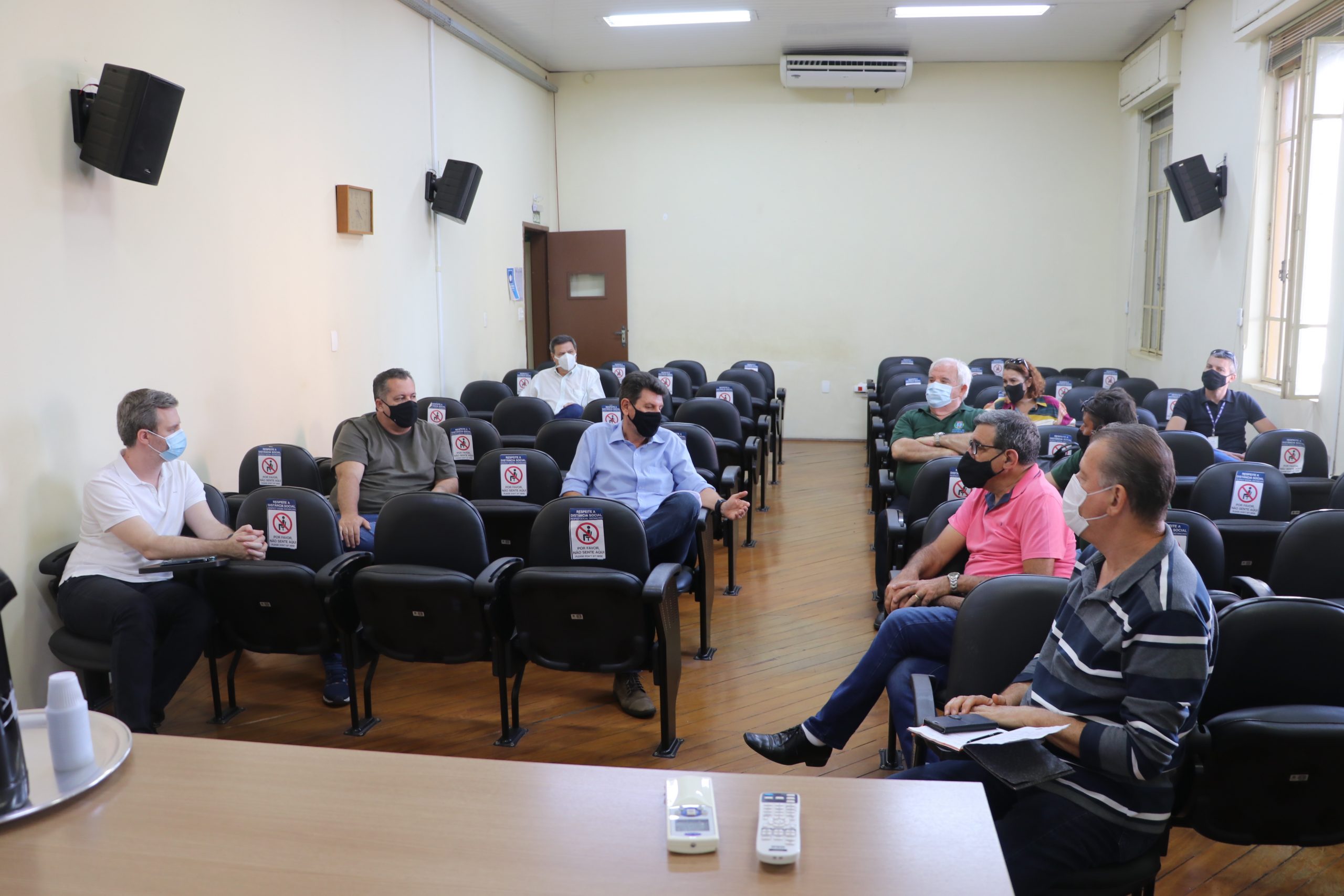 Leia mais sobre o artigo Reunião discute a criação de Brigada de Incêndio Municipal