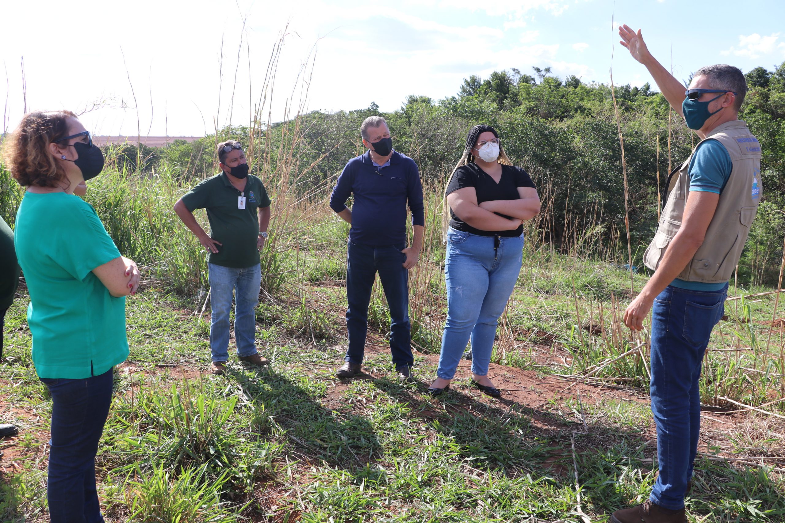 Leia mais sobre o artigo Equipe do Daae visita nascente do Ribeirão das Cruzes